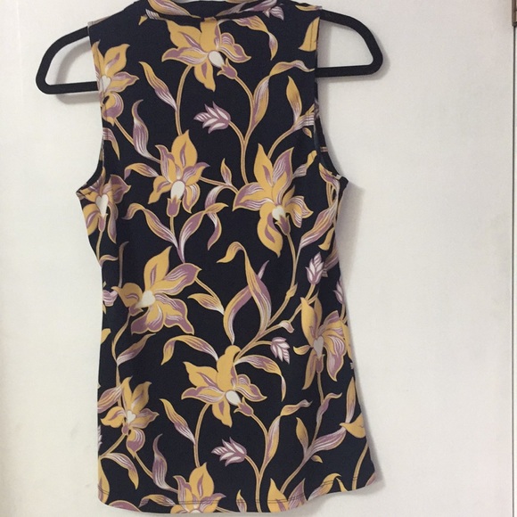 Ann Taylor Sleeveless Top - Picture 3 of 6